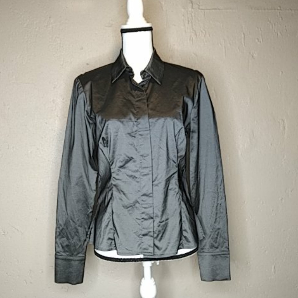 BCBG Maxazaria Black Fitted Hidden Button Down Shirt Top M